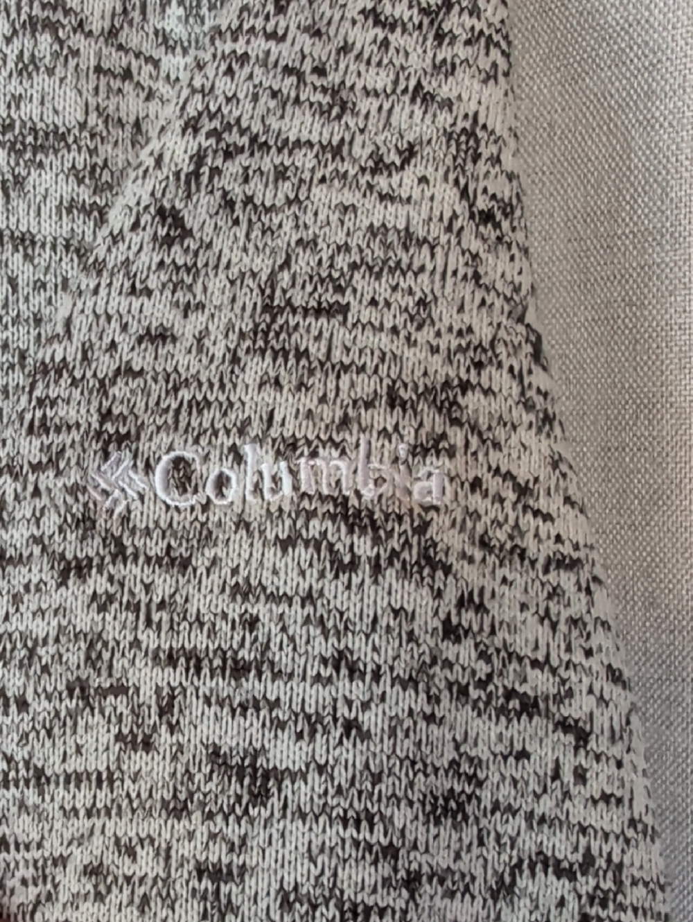Columbia "Broadmoor" Heather Gray/Green Button-Up Cozy Pullover - Picture 6 of 7